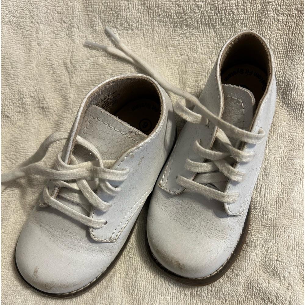 Footmates Toddler Hi-Top White Walking Shoes Oxfords size 6 Wide